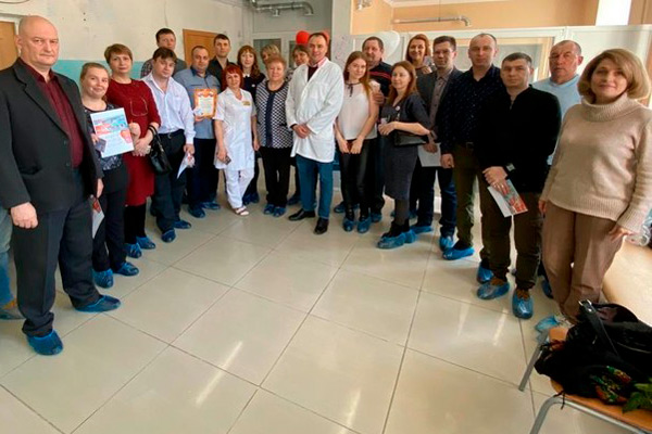 В Благовещенске чествовали амурчан, получивших звание почетного донора региона